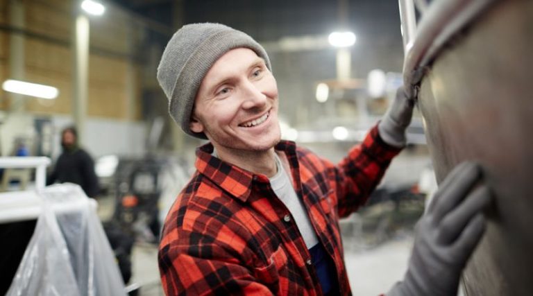 Talent Retention with AI: Unlocking Loyalty in Manufacturing Workforces