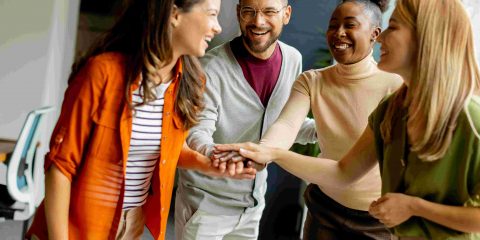 Boosting Company Culture with hrPad’s Innovative Referral System